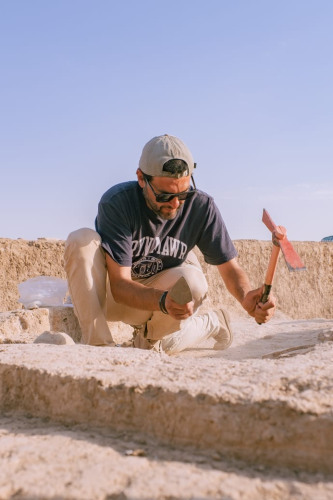 Rocco Palermo excavating